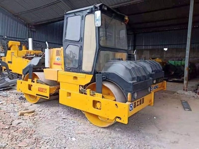 Аренда гладковальцового катка XCMG YZC7